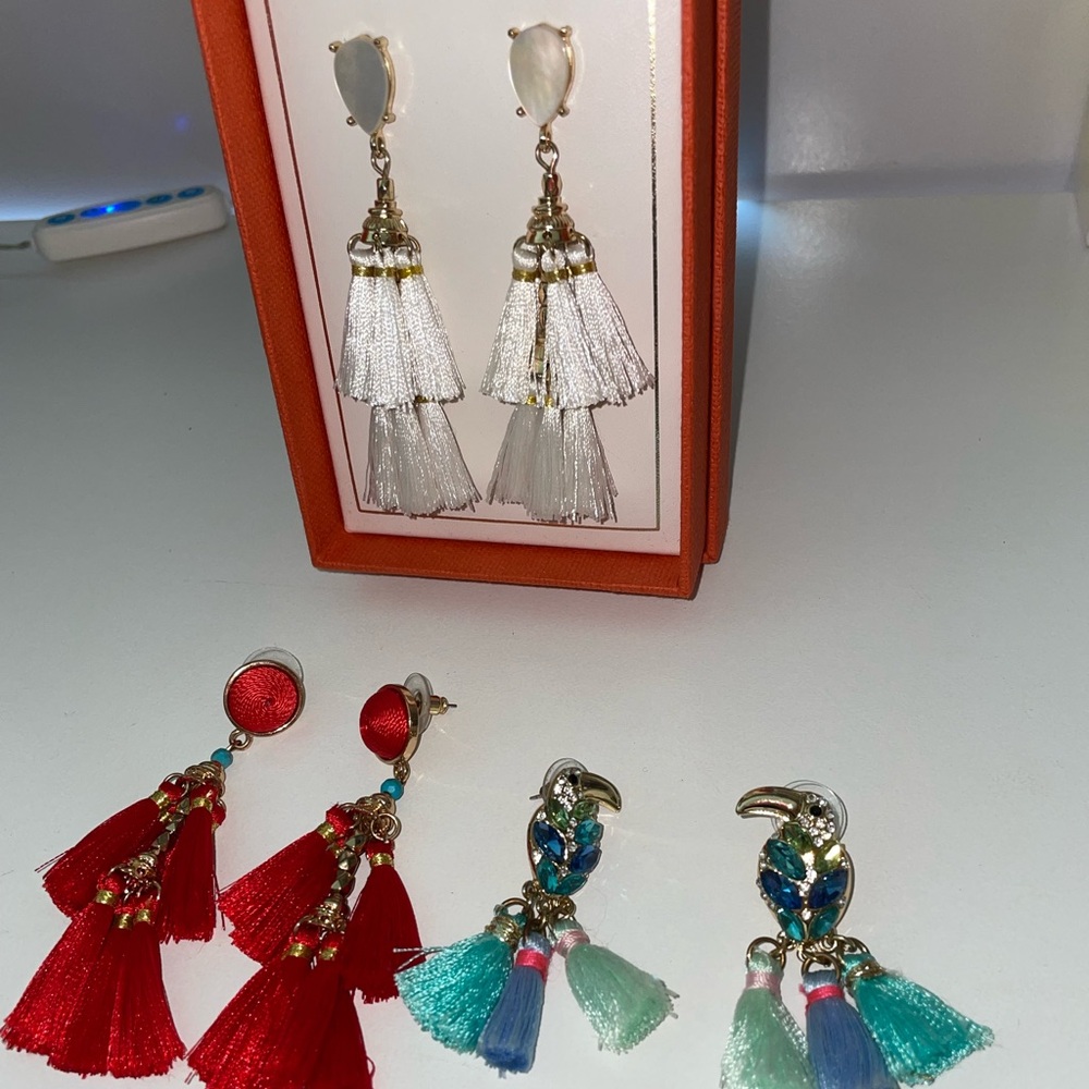 CUTE EARRINGS ❤️ - Picture 2 of 5